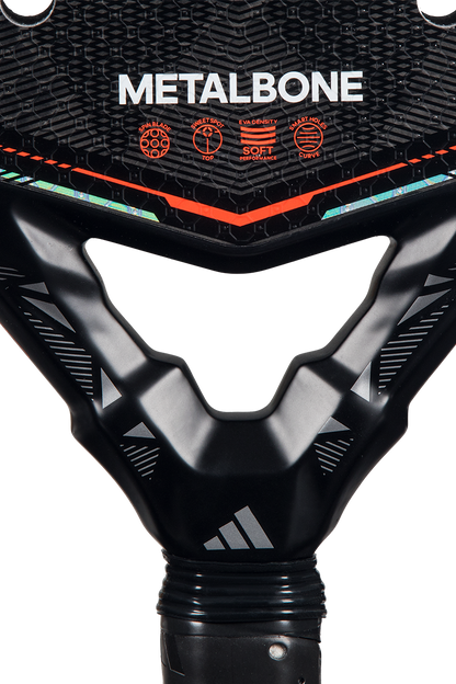 ADIDAS Metalbone 2026